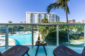 5 Tropical Oasis ApptSunny Isles Beach POOL VIEW Balcony